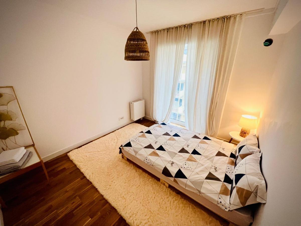 Exquisite - Two Bedroom Apartment Bucureşti Ngoại thất bức ảnh